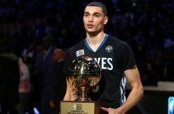 开云平台-布伦森末节接管比赛，雄鹿在NBA2026-27常规赛淘汰独行侠